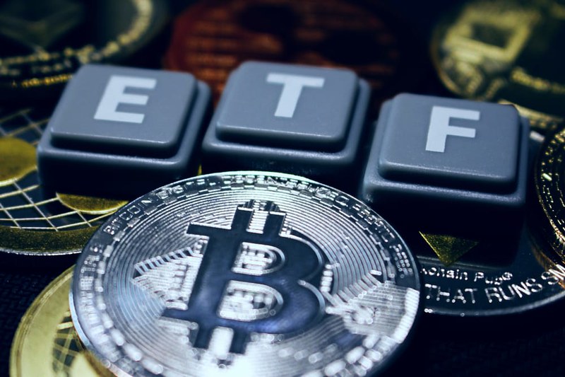 Bitcoin ETF Hopes Fade, Weekly Crypto Outflows Reach $55M