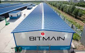 Bitmain’s Antminer S21: A Profitable Opportunity Amidst Cryptocurrency Mining Risks