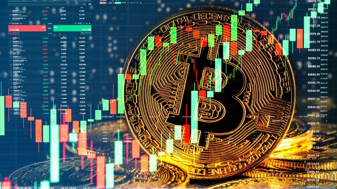Bitcoin Breaks $42K Barrier Amid Market Recovery, Analysts Eye Bullish Signals
